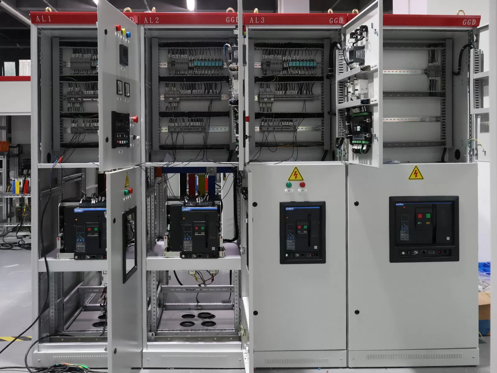 Main LV Distribution Switchgear-1